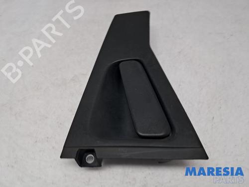 Used Rear right exterior door handle Rear right exterior door handle 31532679 31532679