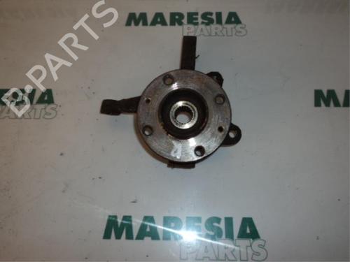 Used Right front steering knuckle RENAULT TWINGO I (C06_) 1.2 (C066, C068) (58 hp) 31444497