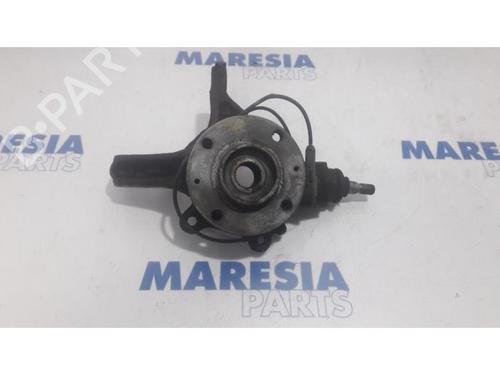 Used Left front steering knuckle PEUGEOT 308 SW I (4E_, 4H_) 1.6 HDi (90 hp) 31407955