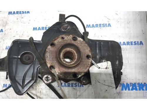 Left front steering knuckle ALFA ROMEO 156 (932_) 1.6 16V T.SPARK (932A4) | BP31520256M25 