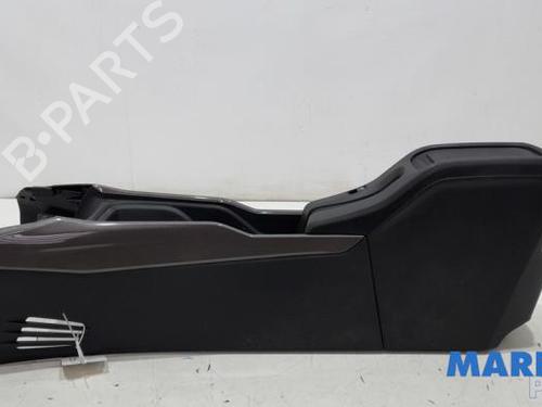 Console central PEUGEOT 2008 I (CU_) 1.2 VTi (82 hp) 31507611