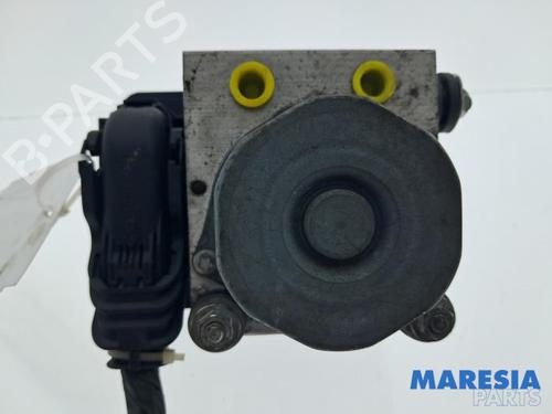 ABS pump RENAULT TWINGO III (BCM_, BCA_) 1.0 SCe 70 | BP32783795M43 - Image 4