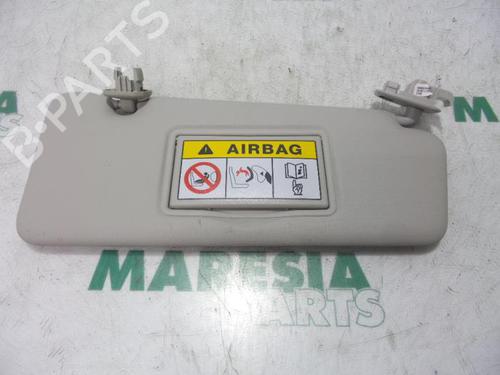 Højre solskærm RENAULT TWINGO III (BCM_, BCA_) 1.0 SCe 70 (71 hp) 31482459