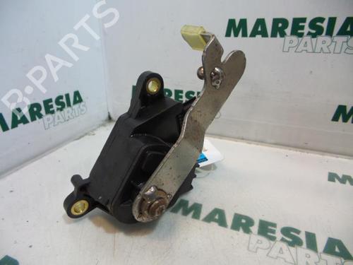 Used Electronic module RENAULT MEGANE II (BM0/1_, CM0/1_) 1.9 dCi (BM0G, CM0G) (120 hp) 31404520
