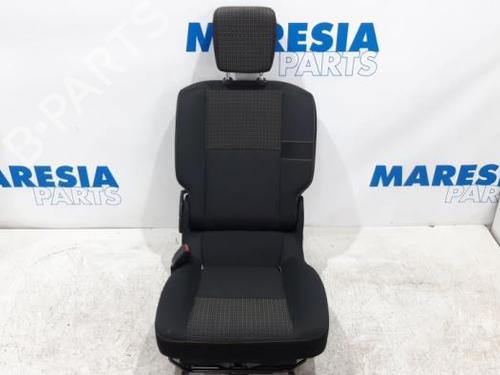 Conjunto de bancos RENAULT SCÉNIC III (JZ0/1_) 1.4 16V (JZ0F, JZ1V) (131 hp) 31519988