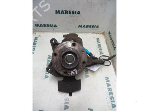 left-front-steering-knuckle-citroen-c5-i-break-de_-2001-2002-2003-2004-31455684 main image