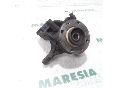 Used Right front steering knuckle CITROËN C3 II (SC_) 1.6 HDi (92 hp) 31481115