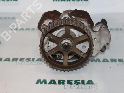 Used Fuel pump RENAULT LAGUNA II (BG0/1_) 1.9 dCi (BG08, BG0G) (120 hp) 31488274