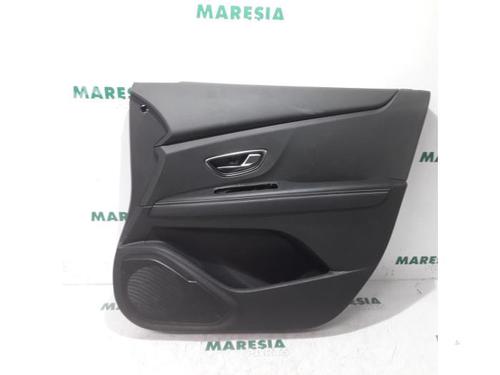 Used Front right panel RENAULT SCÉNIC IV (J9_) 1.2 TCe 115 (115 hp) 31513517