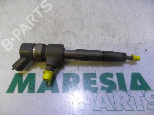 Used Injector LANCIA LYBRA SW (839_) 2.4 JTD (839BXE1A) (135 hp) 31521383