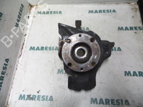 Used Left front steering knuckle FIAT PUNTO (188_) 1.2 60 (188.030, .050, .130, .150, .230, .250) (60 hp) 31492974