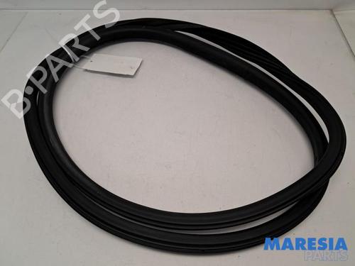 Rubber door seal CITROËN C4 II (NC_) 1.6 VTi 120 (NC5FS0, NC5FS9) | BP31507492C142