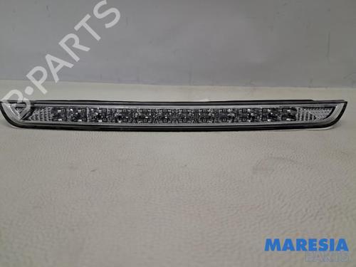 3º Stop PEUGEOT 308 II (LB_, LP_, LW_, LH_, L3_) 1.6 THP 125 (125 hp) 31672812