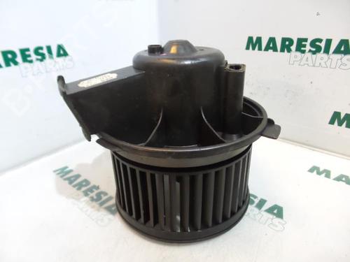Used Heater blower motor PEUGEOT 206 Hatchback (2A/C) 1.4 i (75 hp) 31483887