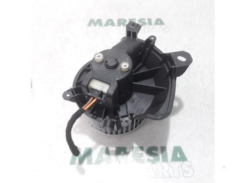Used Heater blower motor FIAT PUNTO EVO (199_) 1.3 D Multijet (84 hp) 31530654