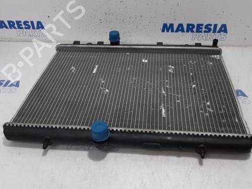 Used Water radiator PEUGEOT 5008 (0U_, 0E_) 1.6 16V (120 hp) 31454960