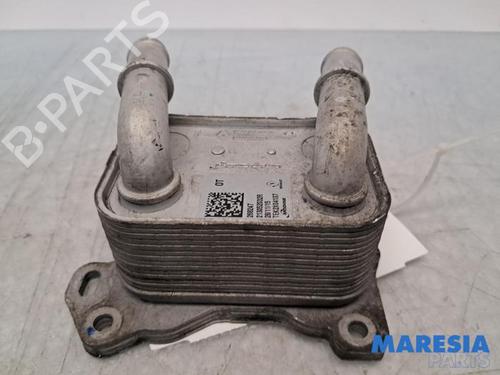 Radiador de óleo Radiador de óleo RENAULT CAPTUR I (J5_, H5_) 0.9 TCe 90 (90 hp) 33803092 33803092
