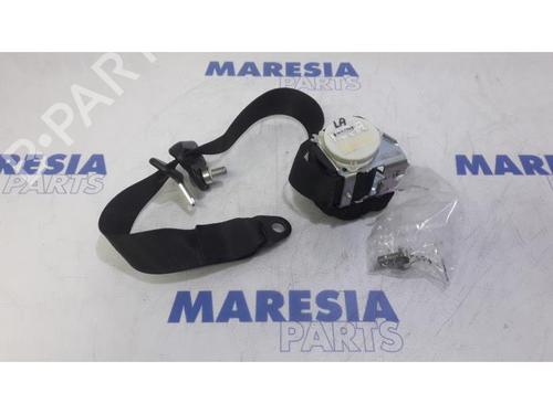 Used Rear left seatbelt FIAT 500 (312_) 1.4 (312AXC1B, 312CXC1B) (100 hp) 31489483
