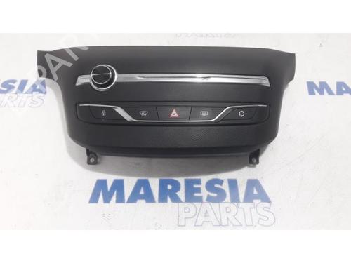 Used Radio Radio PEUGEOT 308 SW II (LC_, LJ_, LR_, LX_, L4_) 1.6 HDi 92 (92 hp) 31485830 31485830