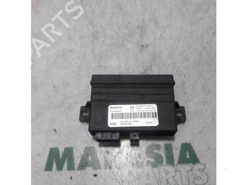 Used Electronic module CITROËN BERLINGO Box Body/MPV (B9) 1.6 HDi 75 (75 hp) 31400828