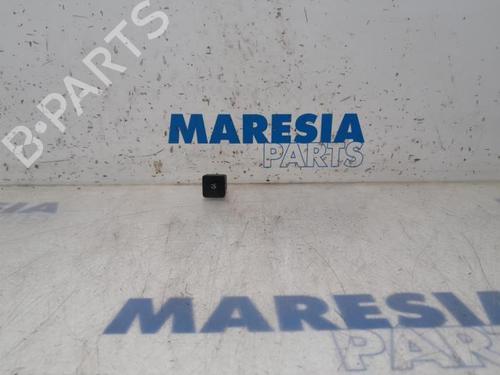 Mando CITROËN C4 Picasso II 1.6 HDi / BlueHDi 115 (115 hp) 31531144