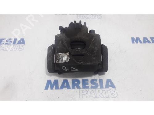 Used Right front brake caliper PEUGEOT 5008 (0U_, 0E_) 1.6 16V (120 hp) 31404261