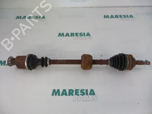 Used Right front driveshaft RENAULT CLIO II (BB_, CB_) 1.4 16V (B/CB0P, BB13) (98 hp) 31513383