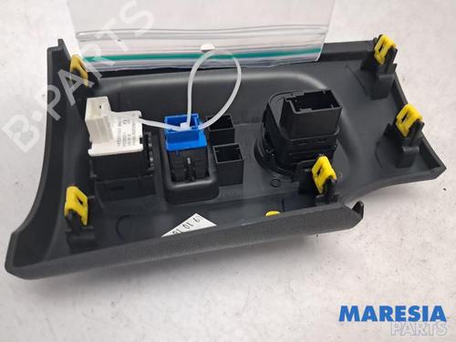 Switch CITROËN C3 III (SX) 1.2 VTi 82 | BP31523897I30