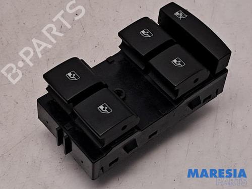 Used Switch OPEL ASTRA K Sports Tourer (B16) 1.2 Turbo (35) (110 hp) 31410380