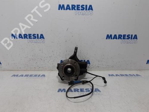Used Right front steering knuckle CITROËN C3 II (SC_) 1.2 VTi 82 (82 hp) 31535706