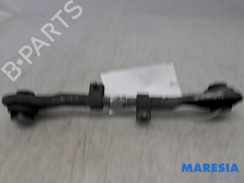 Other PEUGEOT 3008 II SUV (MC_, MR_, MJ_, M4_) Hybrid | BP32351375O1