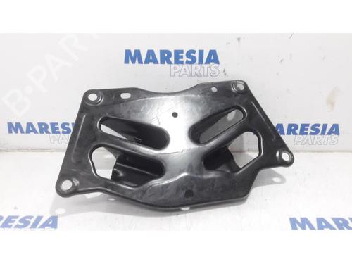 Used Support OPEL COMBO Box Body/MPV (X12) 1.3 CDTI (B05) (95 hp) 31532185