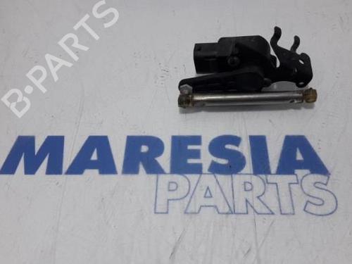 Used Headlight adjuster motor PEUGEOT 307 CC (3B) 2.0 16V (140 hp) 31473234