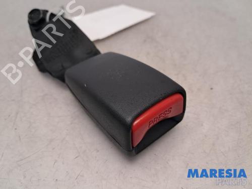 Seat buckle RENAULT CAPTUR I (J5_, H5_) 0.9 TCe 90 | BP31396360I32