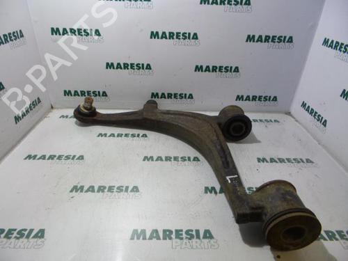left-front-suspension-arm-renault-master-ii-van-fd-1997-1998-1999-2000-2001-2002-2003-2004-2005-2006-2007-2008-2009-2010-2011-2012-2013-31404370 main image