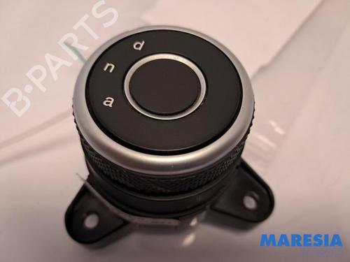 Used Switch ALFA ROMEO GIULIA (952_) 2.2 D (952AEM250, 952AEA250) (150 hp) 31432073