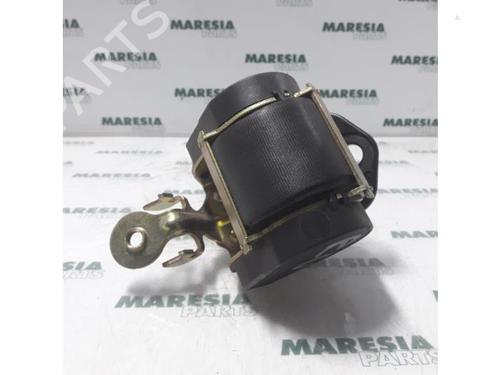 Used Front right seatbelt RENAULT LAGUNA II Grandtour (KG0/1_) 1.6 16V (KG0A, KG0L) (107 hp) 31474768