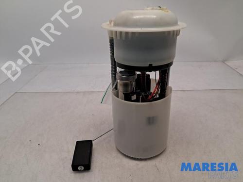 Used Fuel pump FIAT 500 (312_) 1.2 (312AXA1A) (69 hp) 31499984