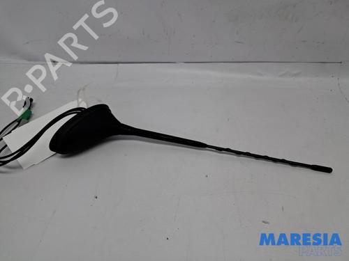 Antenne/Base PEUGEOT 5008 (0U_, 0E_) 1.6 16V (156 hp) 31404473