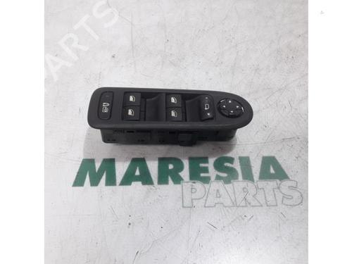 Used Switch PEUGEOT 308 SW I (4E_, 4H_) 1.6 16V (120 hp) 31511066