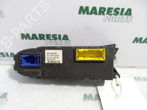 Used Control unit PEUGEOT 607 (9D, 9U) 2.0 (136 hp) 31431036