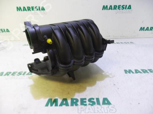 Used Injection rail PEUGEOT 307 (3A/C) 1.6 16V (109 hp) 31500084