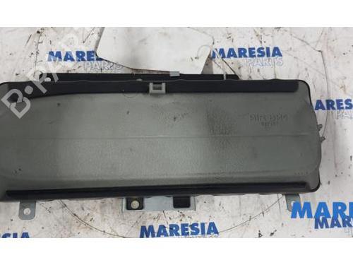 passenger-airbag-renault-scenic-i-mpv-ja01_-fa0_-1999-2000-2001-2002-2003-2004-2005-2006-2007-2008-2009-2010-31423644 main image