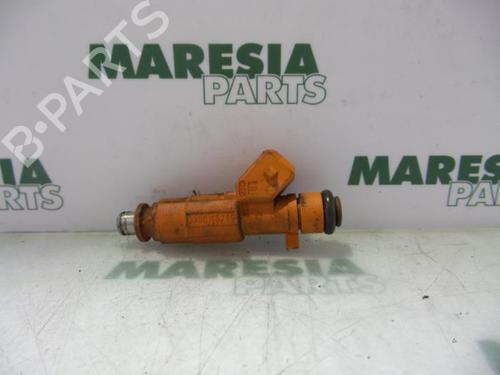 injector-alfa-romeo-156-932_-1997-1998-1999-2000-2001-2002-2003-2004-2005-31423088 main image