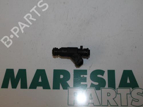 injector-fiat-punto-188_-1999-2000-2001-2002-2003-2004-2005-2006-2007-2008-2009-2010-2011-2012-31405862 main image