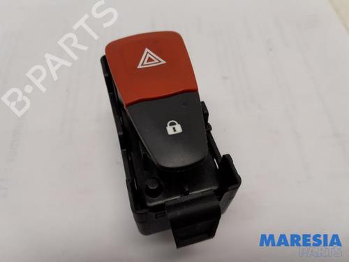 warning-switch-renault-scenic-iii-jz01_-2008-2009-2010-2011-2012-2013-2014-2015-2016-31526027 main image