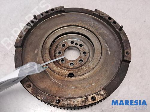 Used Flywheel FIAT GRANDE PUNTO (199_) 1.3 D Multijet (84 hp) 31463568