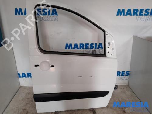 right-front-door-peugeot-expert-van-vf3a_-vf3u_-vf3x_-2007-31447620 main image