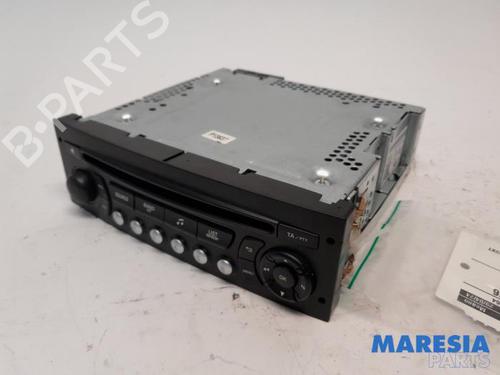 Used Radio CITROËN C3 II (SC_) 1.2 VTi 82 (82 hp) 31494135