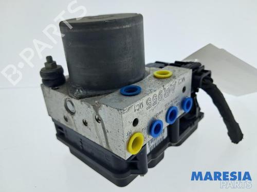 Módulo de ABS ALFA ROMEO MITO (955_) 0.9 TwinAir (955.AXW1B) (86 hp) 33054925